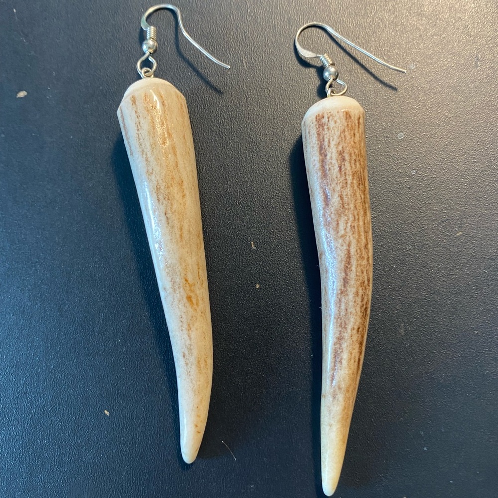 Witchy Earthy Boho Faux Bone Fang/Claw Earrings 🌙✨
